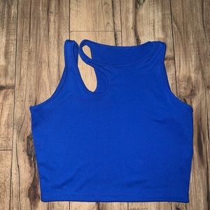 blue tank top